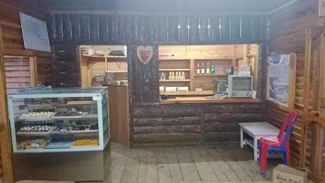 Flying Dragon Cafeteria