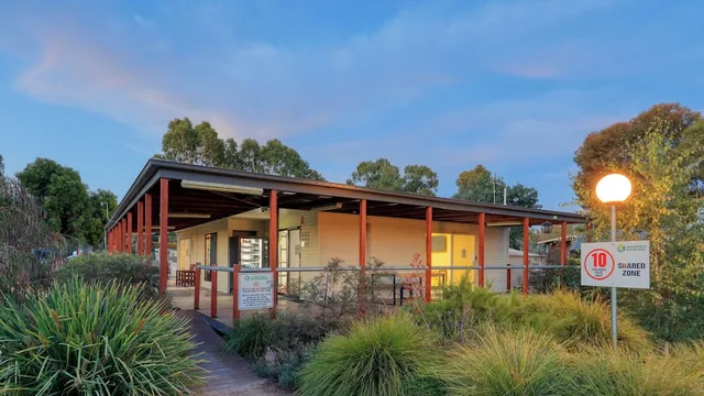 Yarrawonga Riverlands Tourist Park