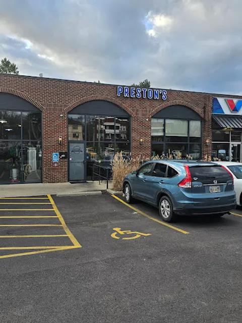 Preston's: A Burger Joint