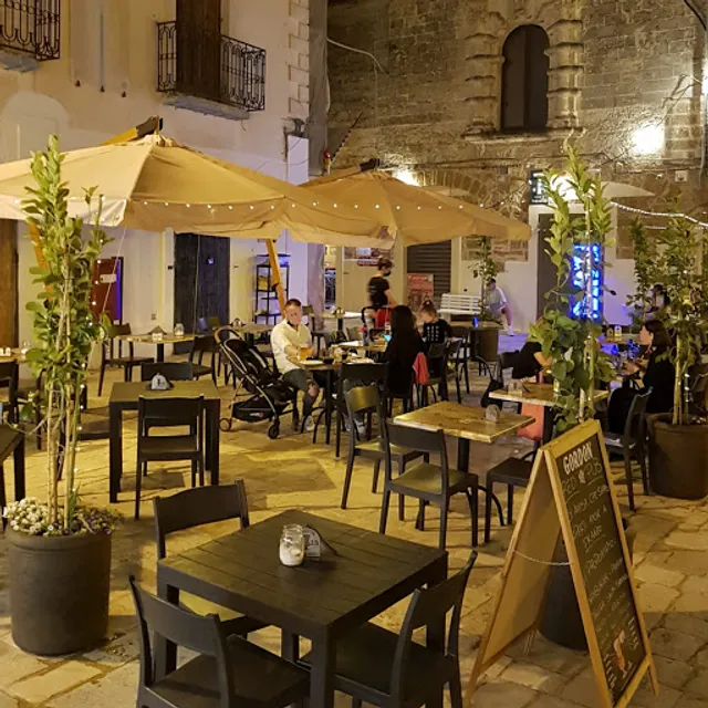 Red Ristorante pub Mesagne centro storico