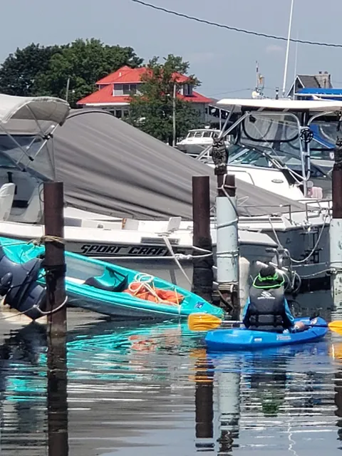 North Shore Estates Mobile Home Park & Marina