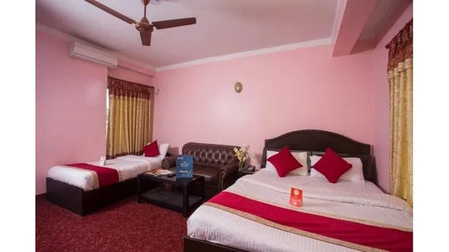 OYO 161 Ram Janaki Hotel