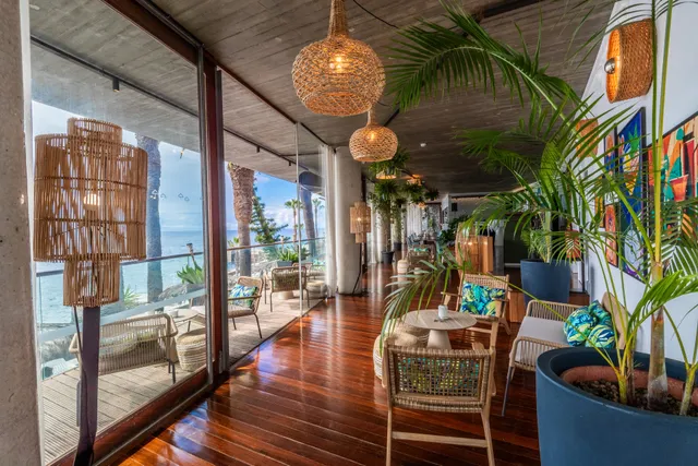 Enseada Food and Drinks