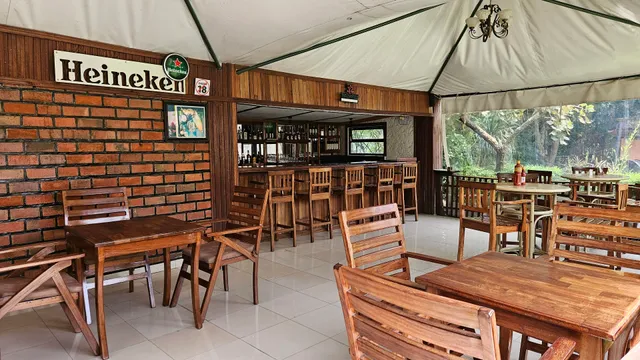 Flame Tree Restaurant