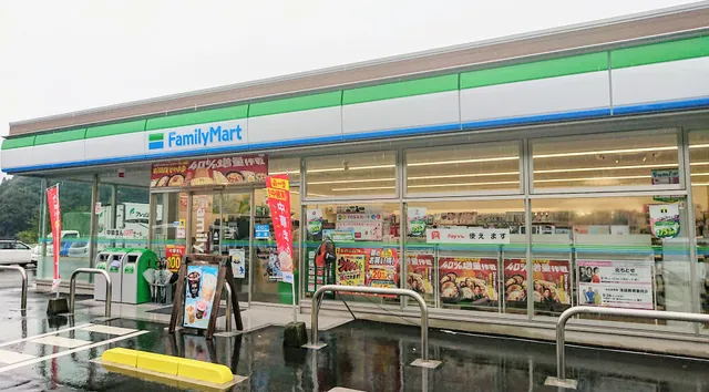 FamilyMart Hatoya Kirishima