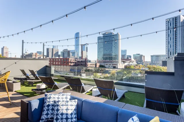 Mint House Nashville – The Gulch – 11th Ave S