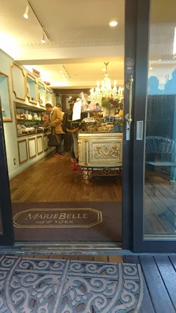 Mariebelle Kyoto Head Shop & Café