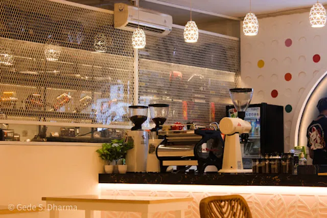 BENTOEMAN COFFEE and EATERY