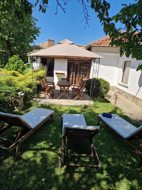 Kъща за гости Casa Blanca