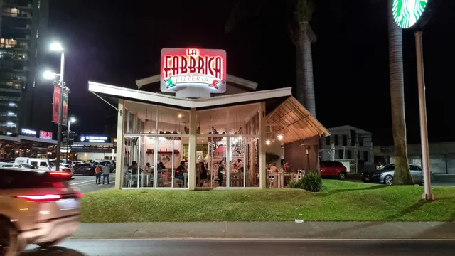 La Fabbrica • Curridabat