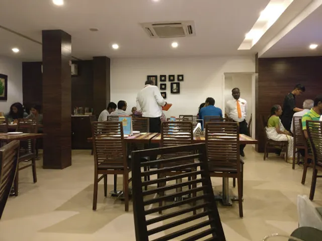 Cream Centre | R A Puram | Chennai