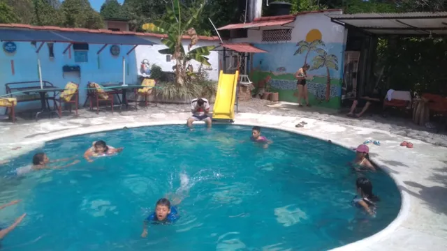 Hospedaje, Alojamiento Económico Charito Green