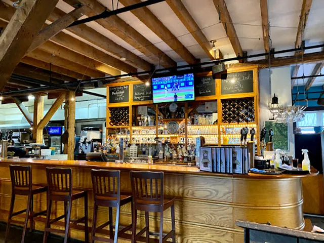 Rudder's Seafood Restaurant & Brewery