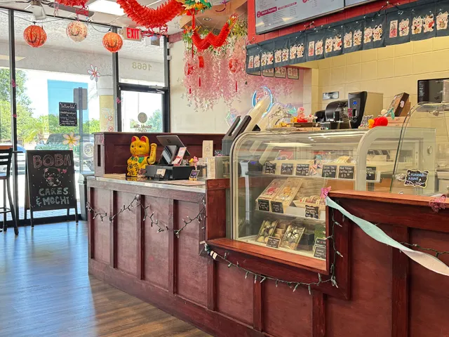 Mochi Tea Cafe (Boba Tea, Ice Cream & Cakes)