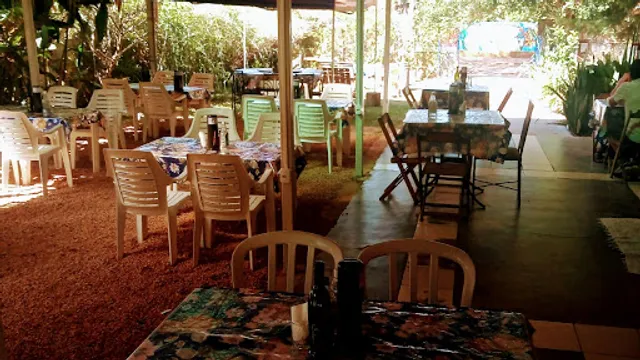 Zu's Bistro Culinária Italiana.