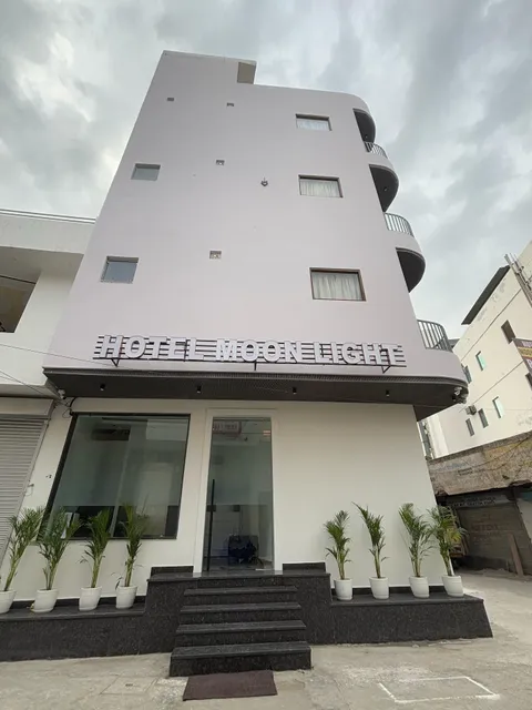 Hotel Moon Light
