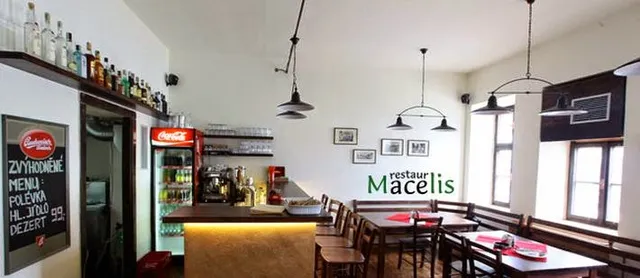 Restaurace a penzion Macelis