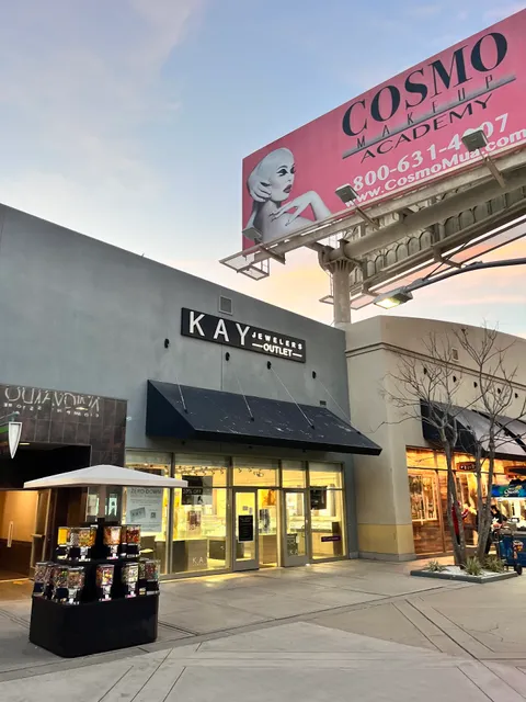 KAY Outlet