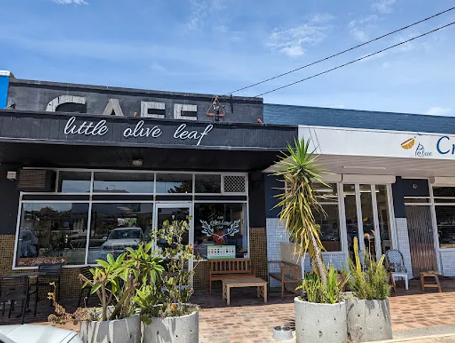 Little Olive Leaf Cafe