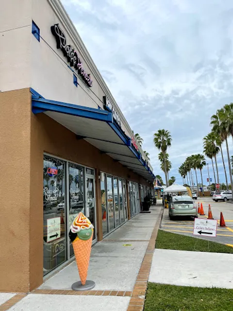 Dolce Venezia Gelateria & Café