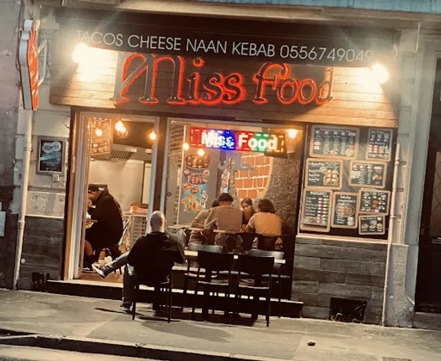 Miss Food Kebab Naan tacos