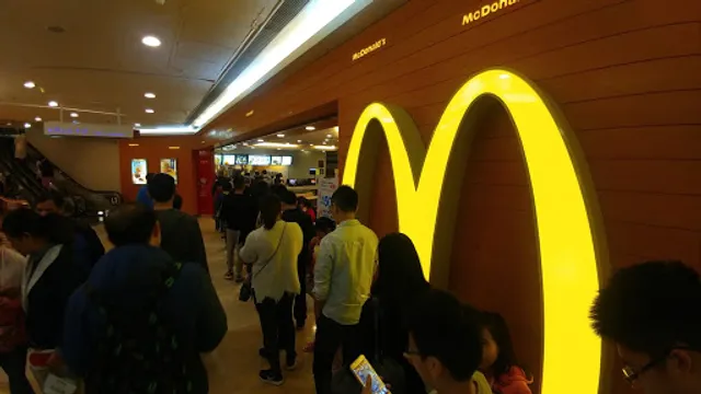 McDonald's (Hing Wah Estate)