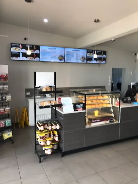 Julia’s Kitchen @ Warnertown