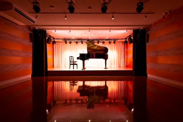 KOBE BOTHALL（神戸ビーオーティーホール）