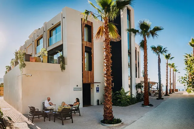 H. Boutique Peña Parda