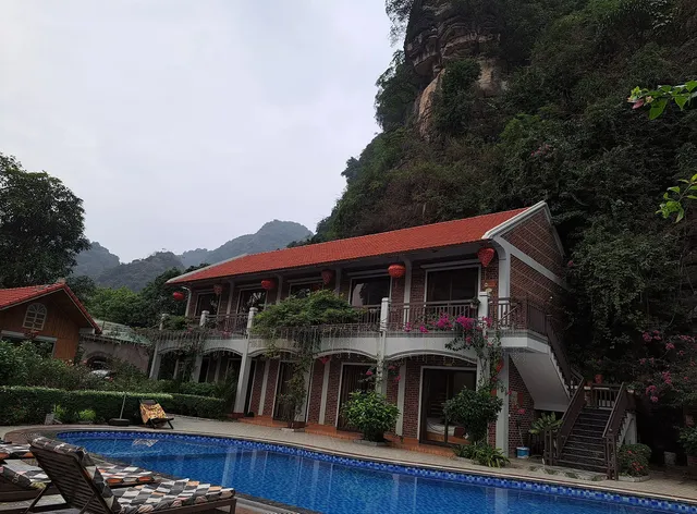 Hoang Long Riverside Homestay