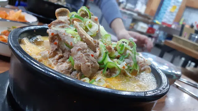 교촌치킨 용화점