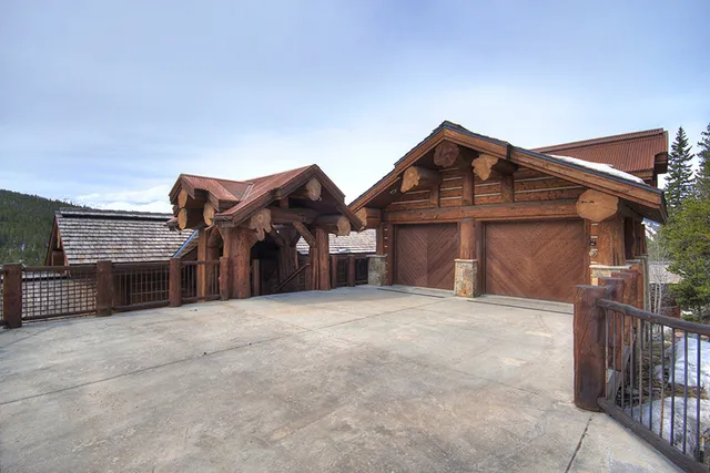 Clowsgill Holme by Pinnacle Lodging