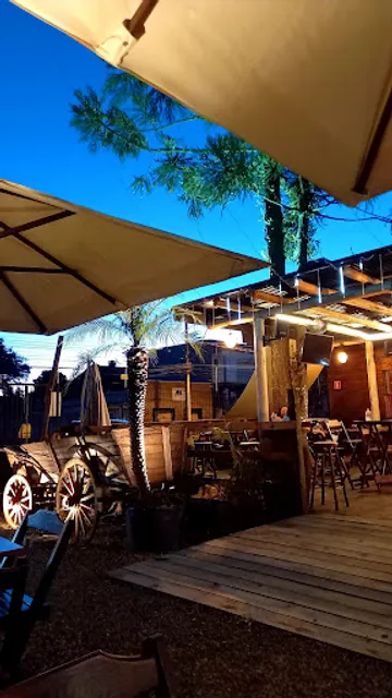 Deck Pub Velho Oeste