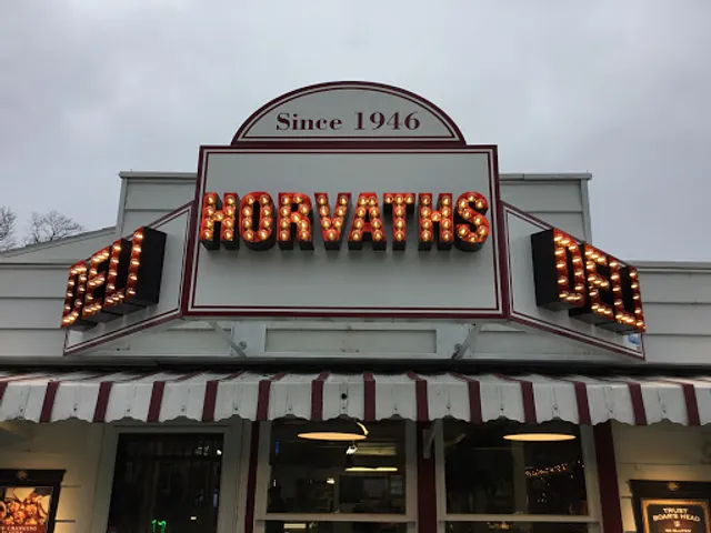 Sundays Plus / Horvaths Deli