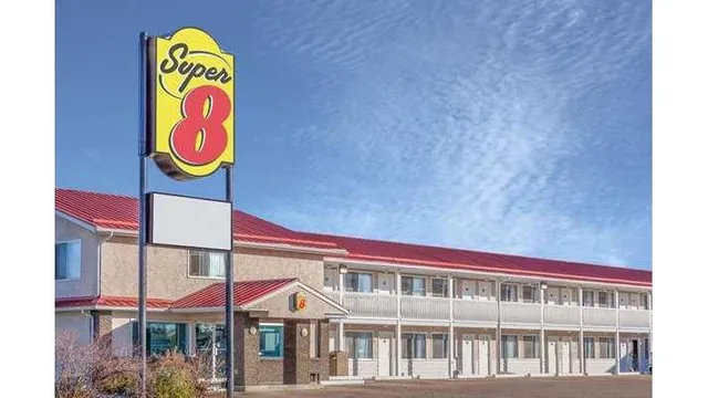 Super 8 by Wyndham Stettler