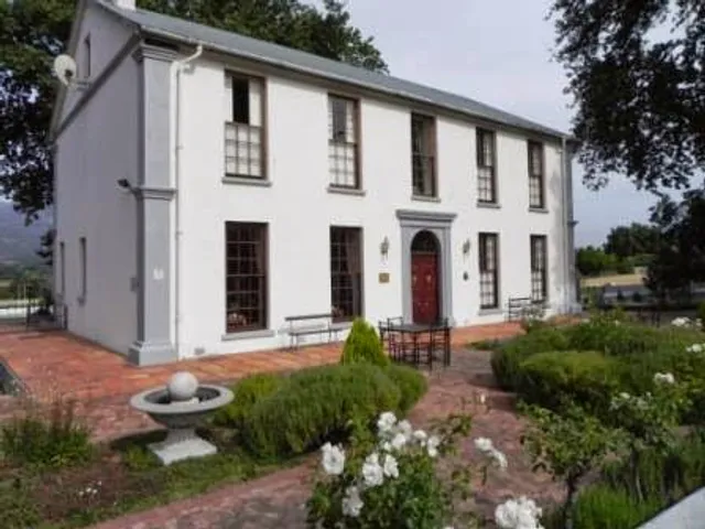 Klein Vredenburg Guesthouse