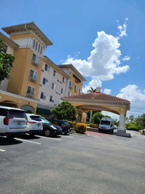 The Bistro – Eat. Drink. Connect.®