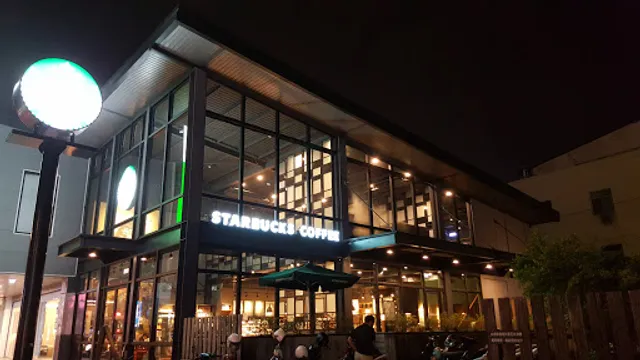 STARBUCKS Pingtung Ziyou Shop