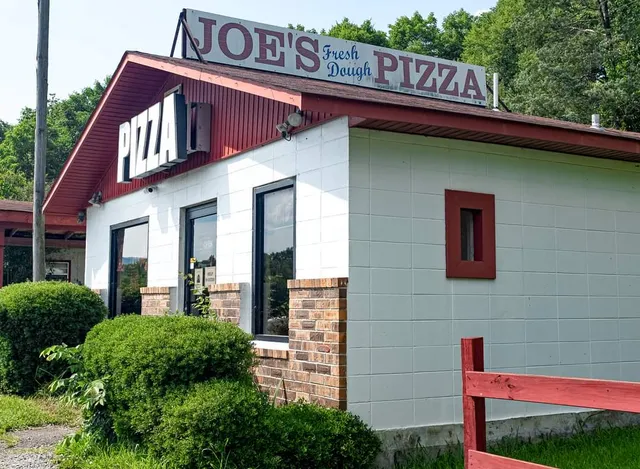 Challenger Pizza Company