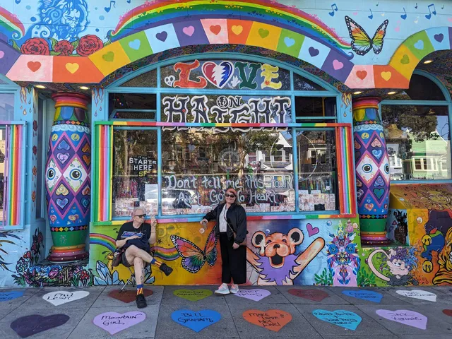 Haight Ashbury Flower Power Walking Tour