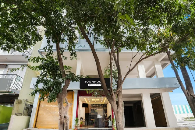 Super Collection O K R Puram Manyata