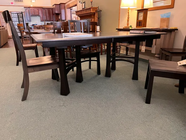 The Schnitzelbank Amish Furniture Gallery