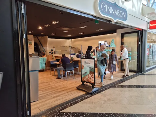 Cinnabon