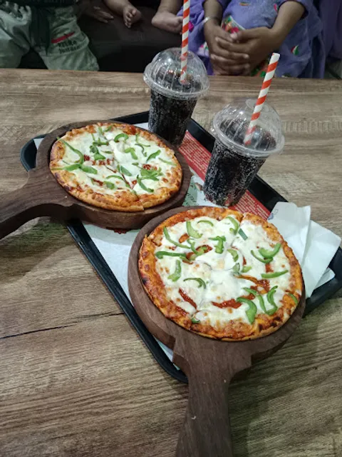 Hungry Nice हंगरी नाइस