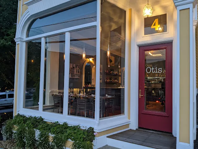 Otis Restaurant