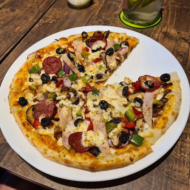 Vivo American Pizza & Panini