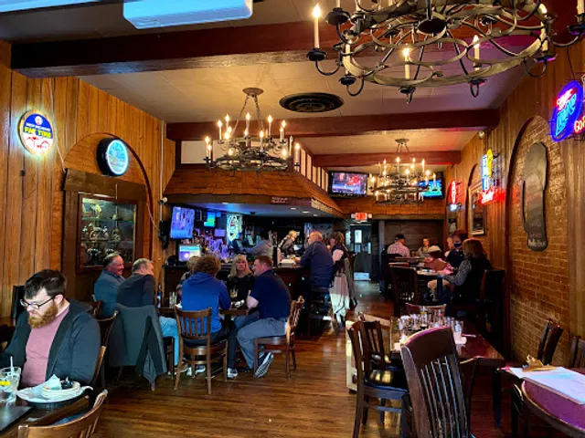 Trotters Tavern - Bowling Green, OH