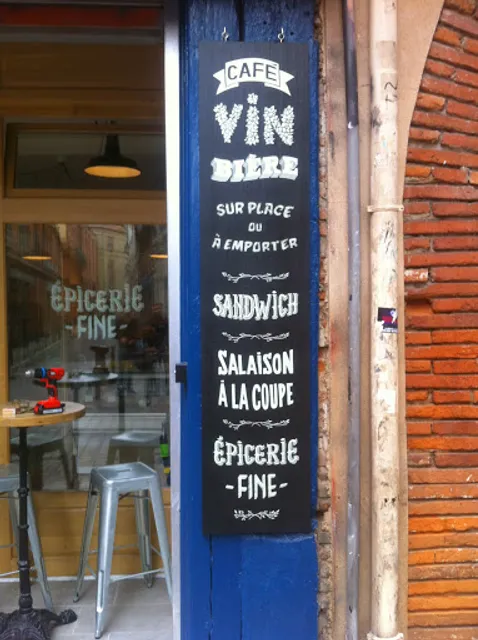 Le Détaillant - Sandwich de Qualité, Épicerie