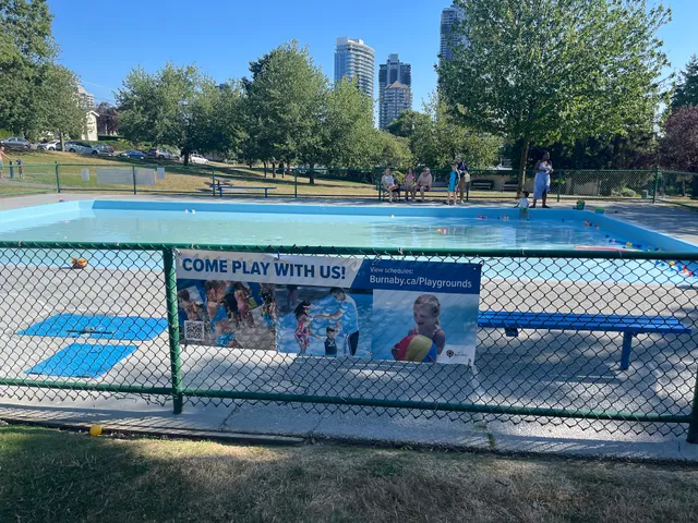 Willingdon Heights Park