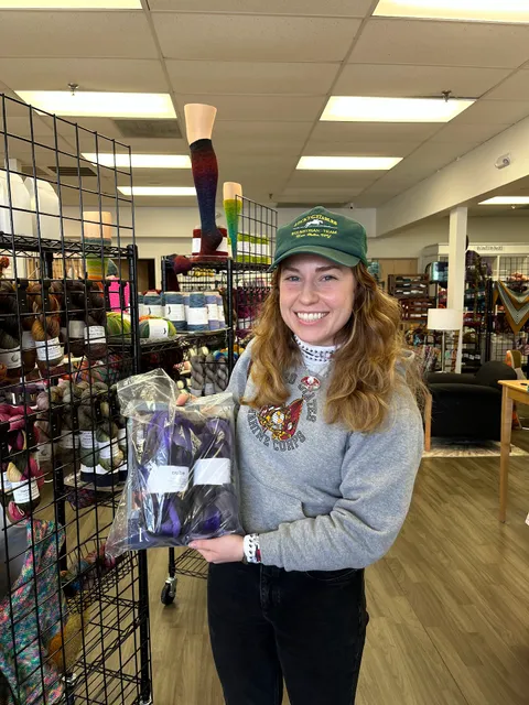 Yarncom: Community Through Creation